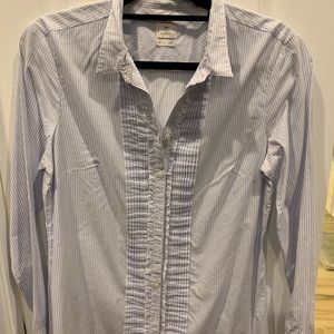 Gap boyfriend button down.